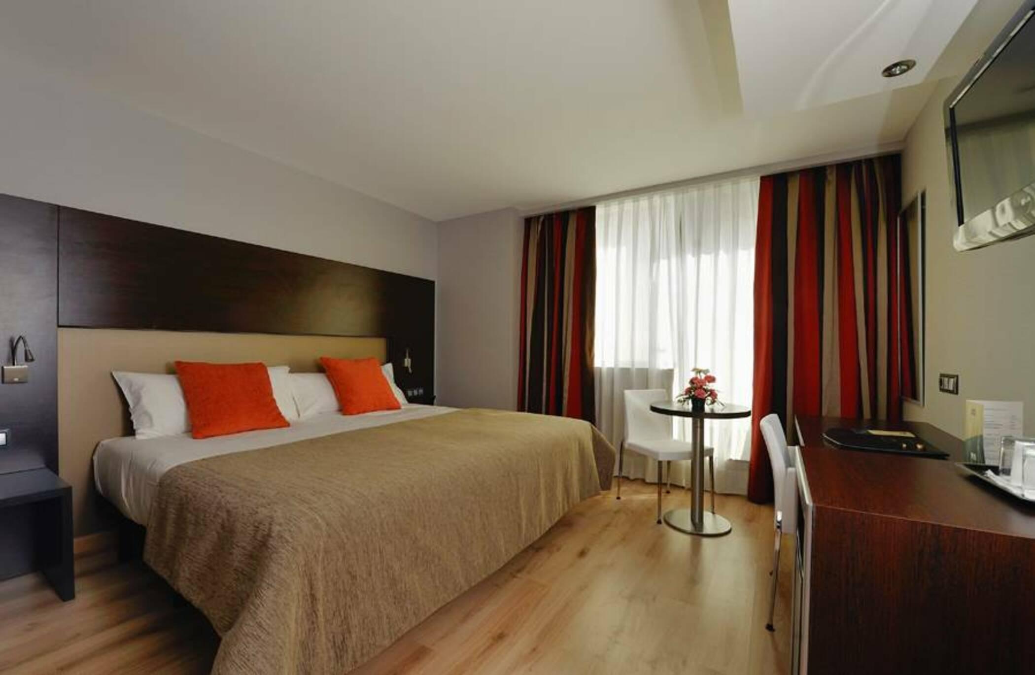 Tent Hotel 4*